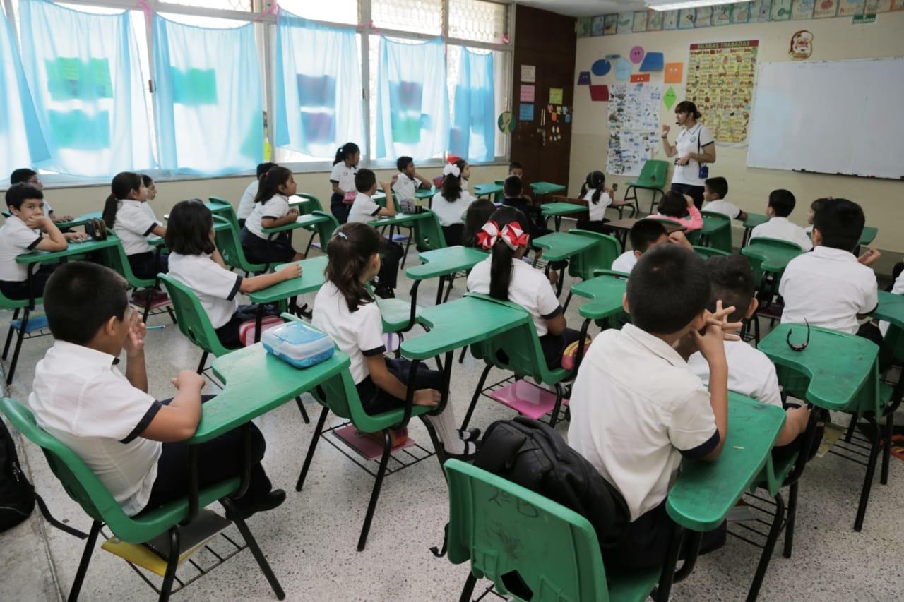 DAN PLAZAS A DOCENTES-1