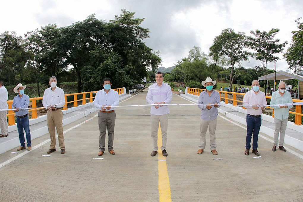 RUTILIO-PUENTE-VEHICULAR-1