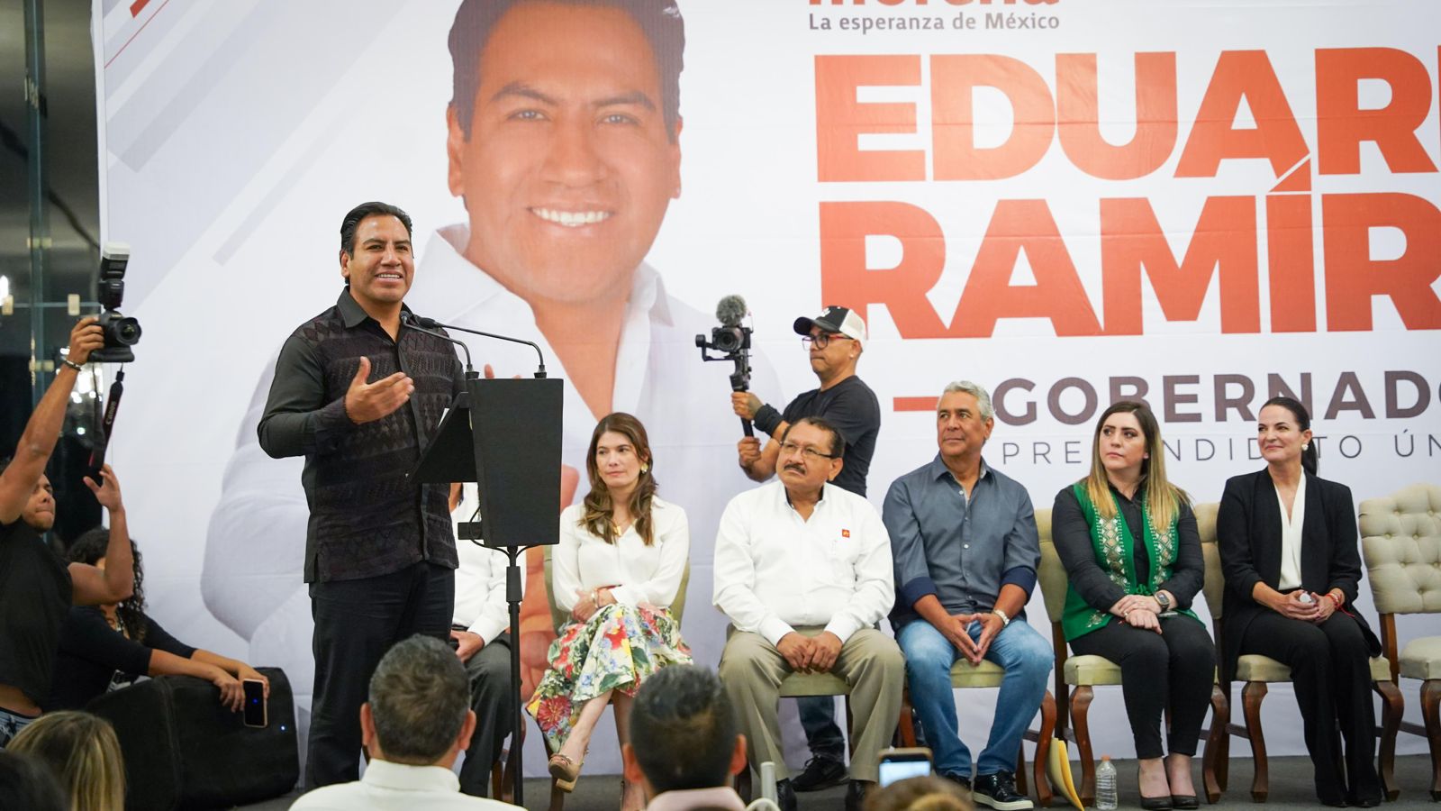 ERA SE REUNE CON CANDIDATOS DE TUXTLA-1