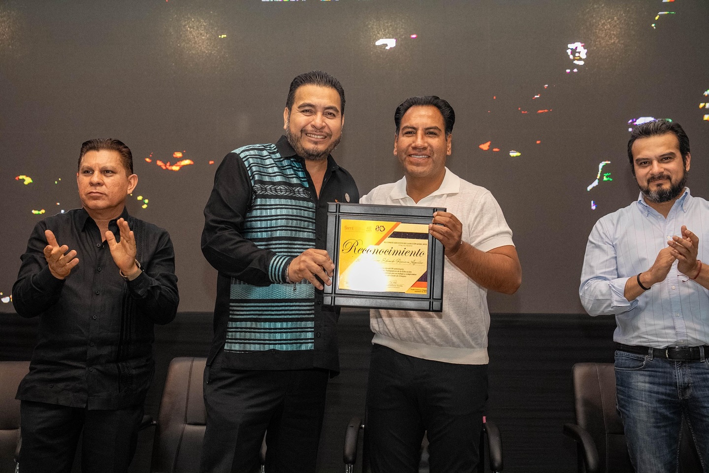 Incremento salarial a docentes2