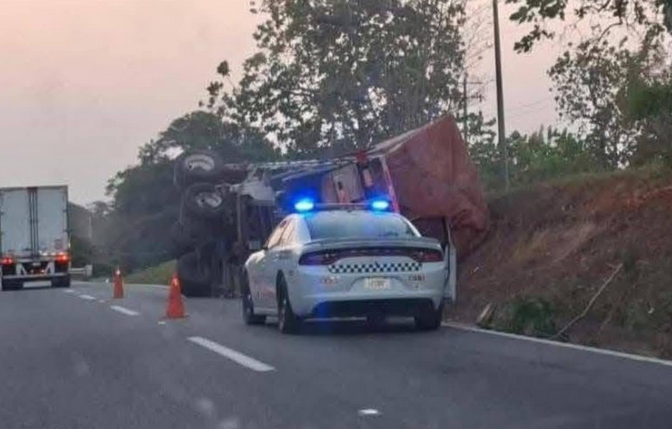 Se desprende remolque (1)