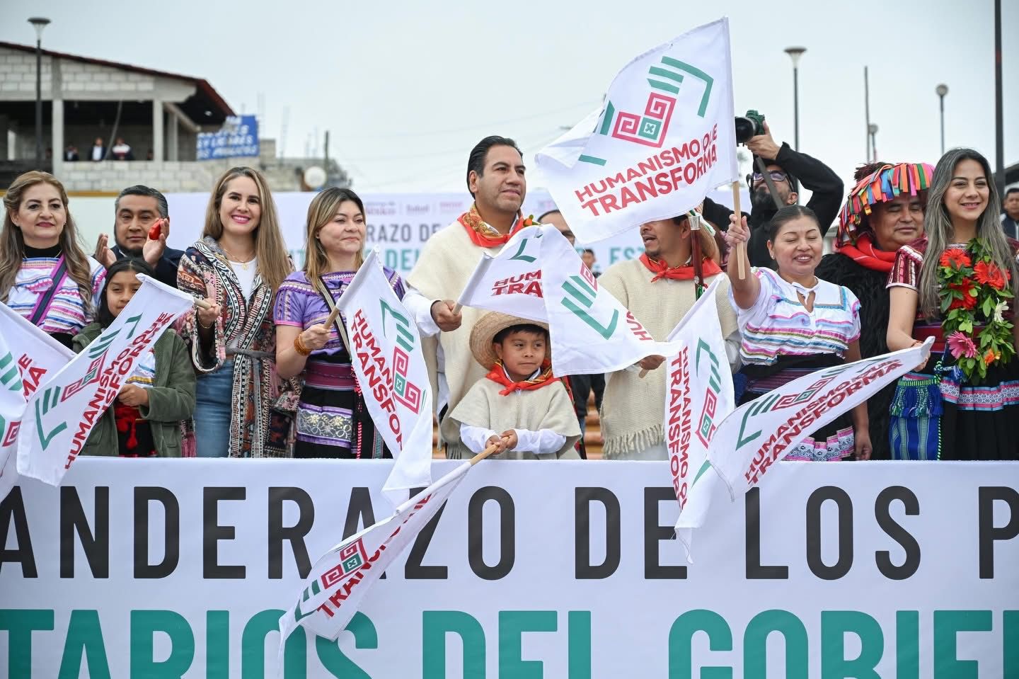 Eduardo Ram+¡rez impulsa la prosperidad de Chanal con programas alimentarios y obras sociales