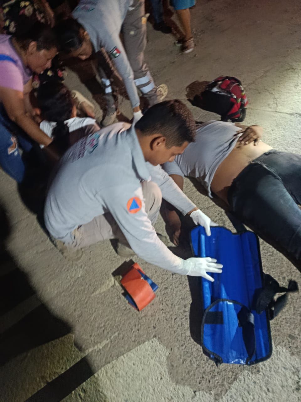 Accidente de motocicleta deja un lesionado en la Tonala¦ü1
