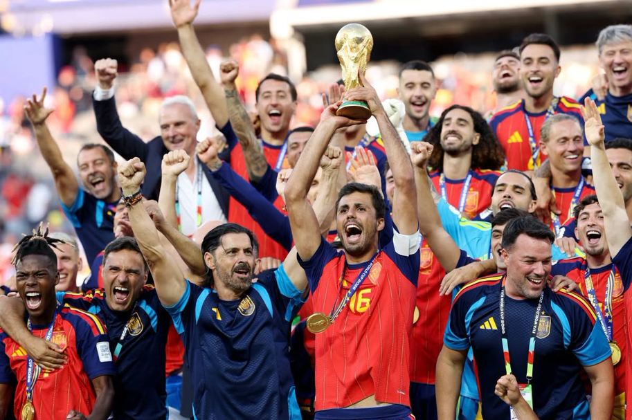 Espa+¦a es campeona 1.6