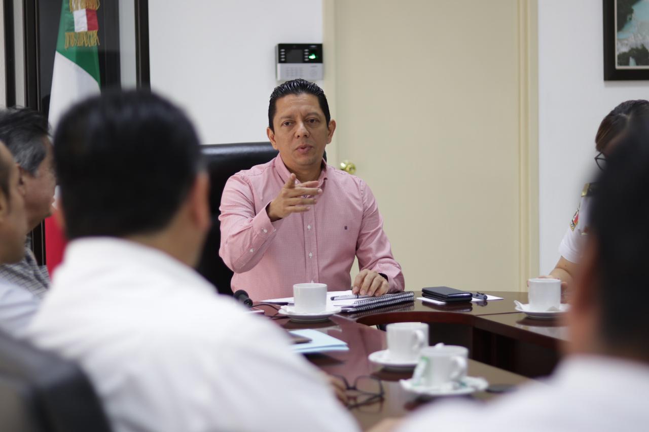Se re+¦ne fiscal (1)
