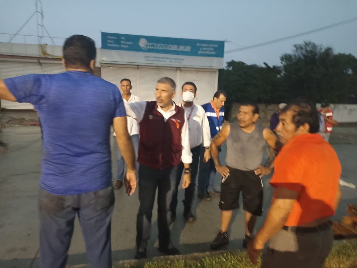 VECINOS AFECTADOS POR LLUVIA EN TUXTLA-1