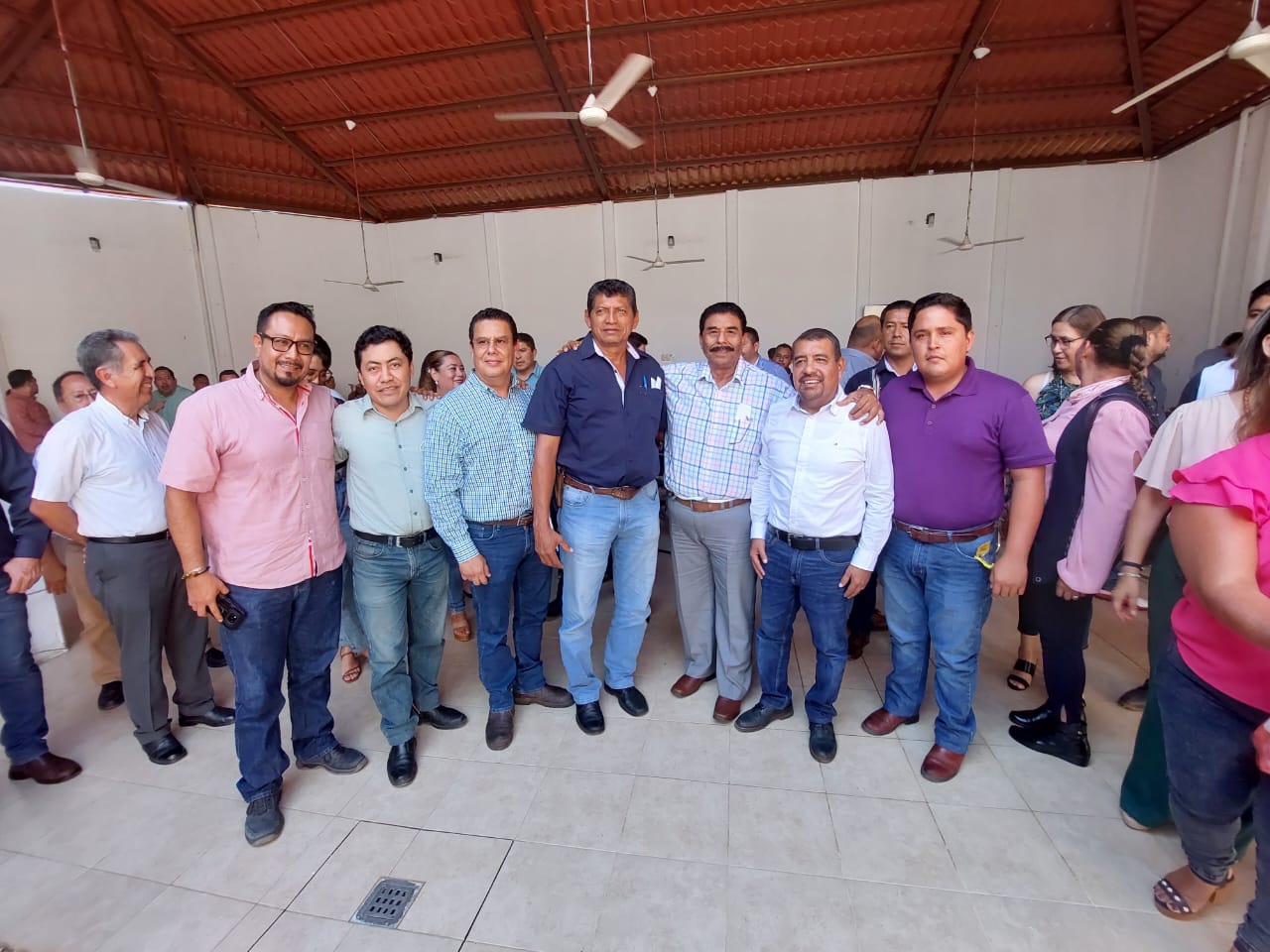 Reconoce Lino Chirino1