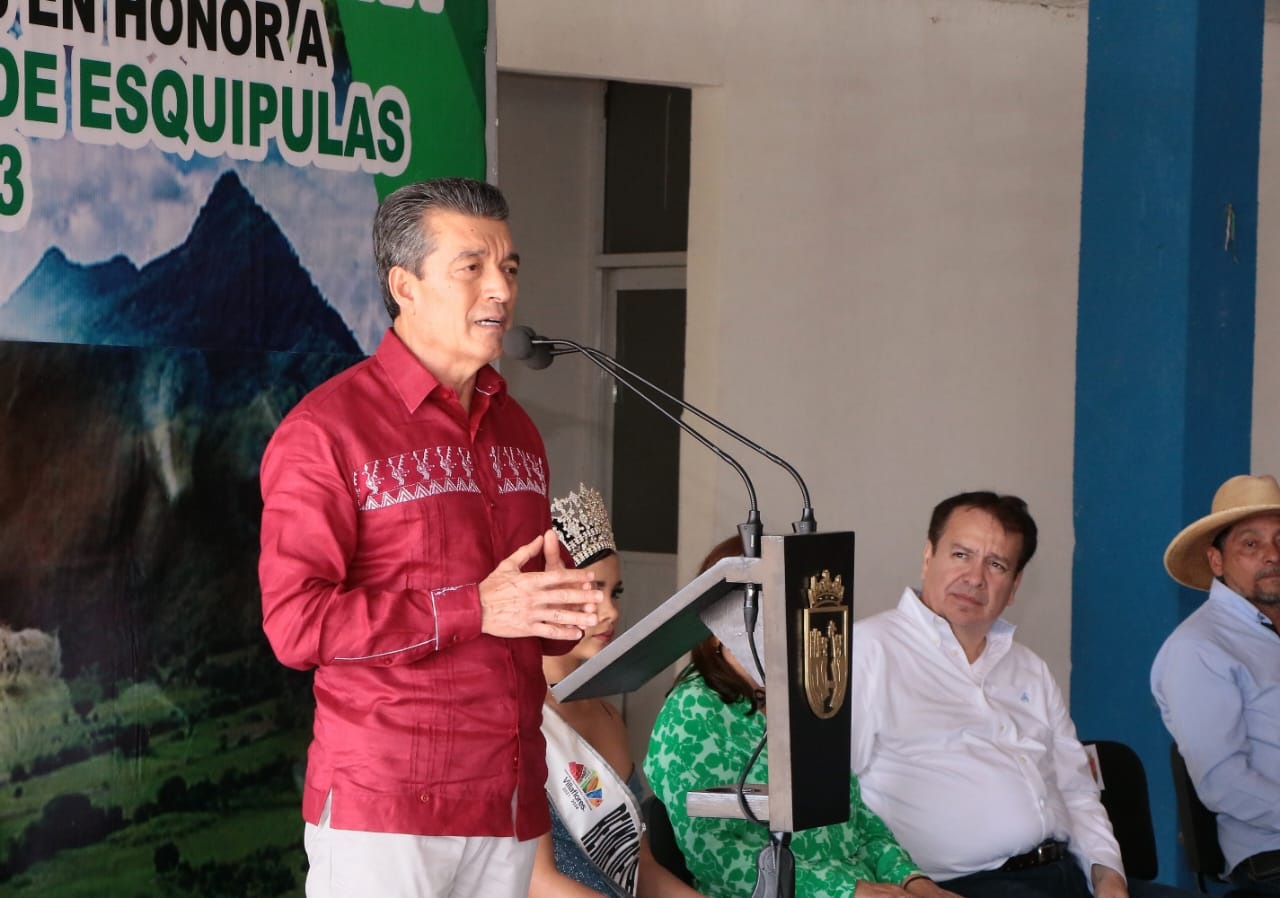 RUTILIO INAGURA EXPO FERIA GANADERA VILLAFLORES 2023-1