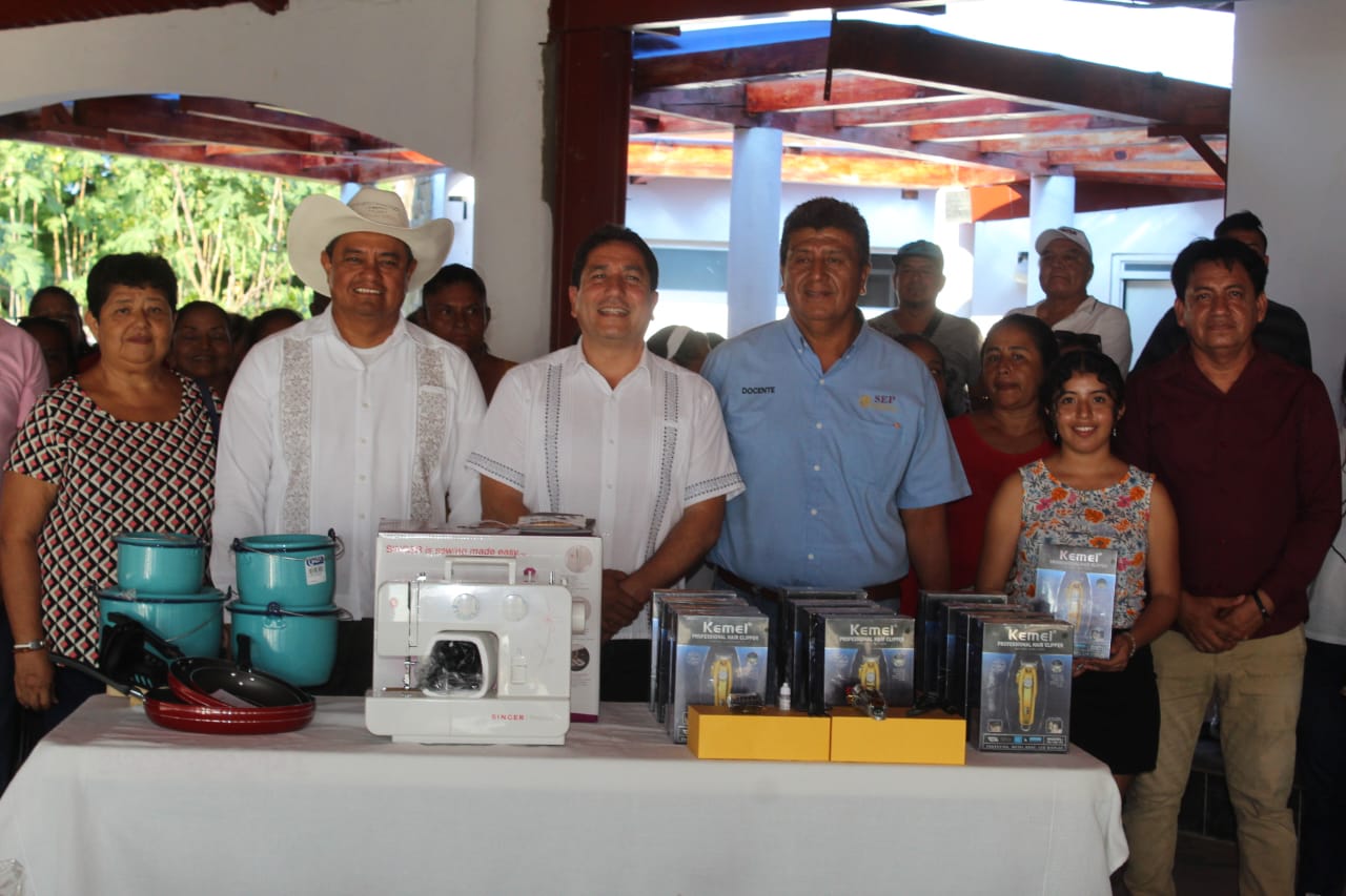 Atestigua Natividad De los Santos entrega de apoyos de Bienestar Chiapas-1