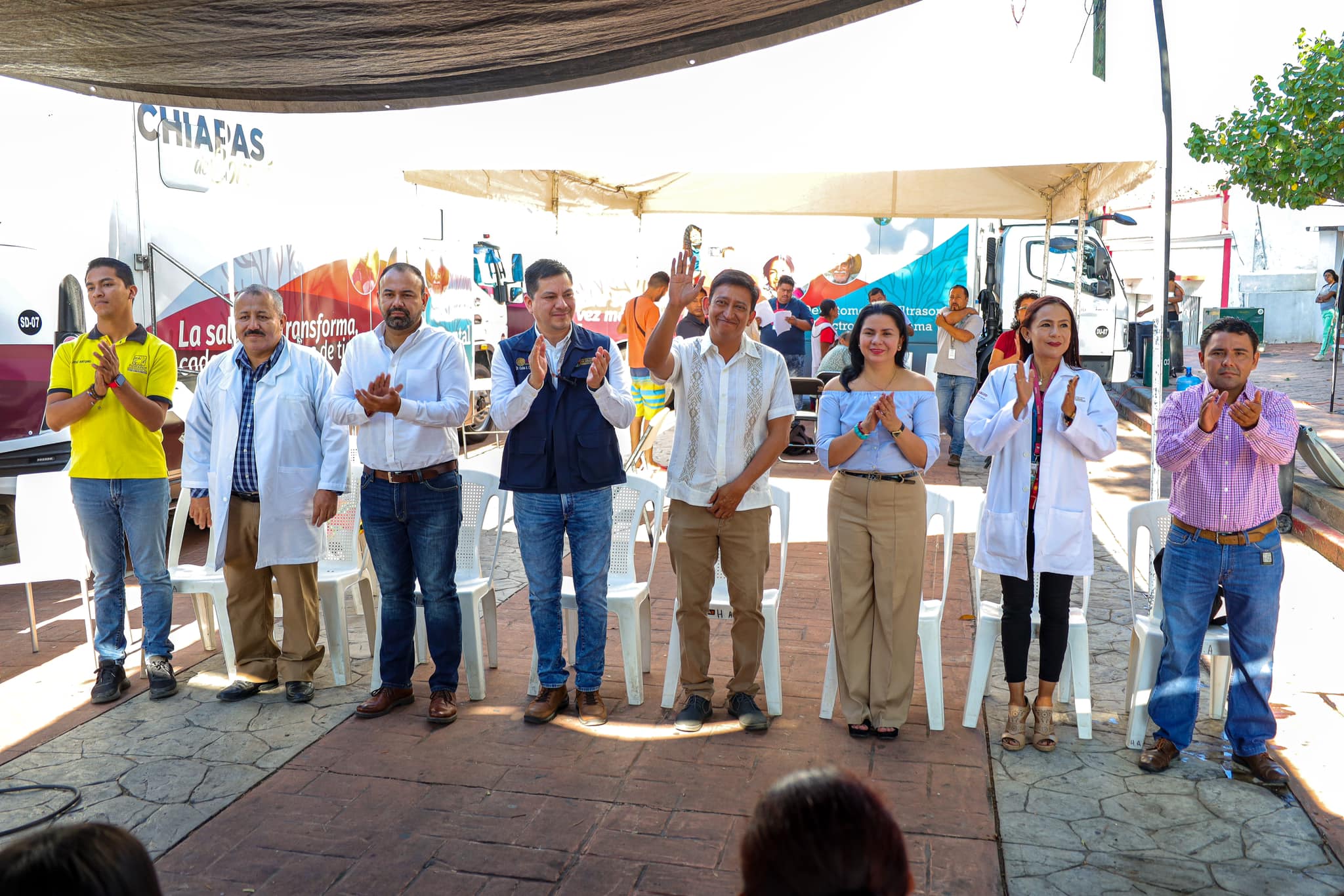 Inaugura Albores Lima servicios de la caravana de la salud en Pijijiapan1