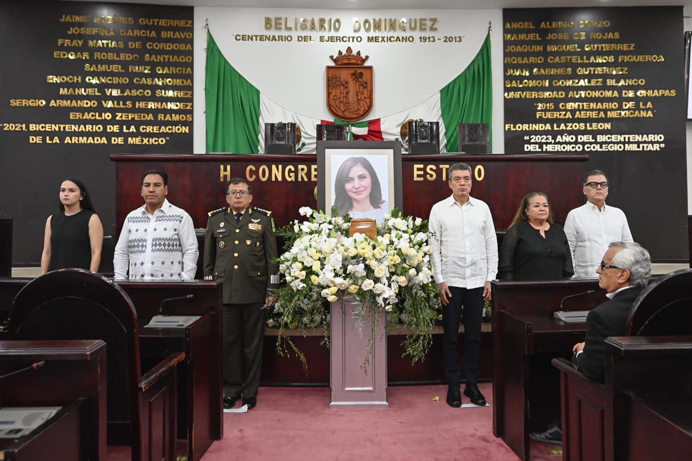 ERA-HOMENAJE Y GUARDI EN EL CONGRESO DEL ESTADO-3