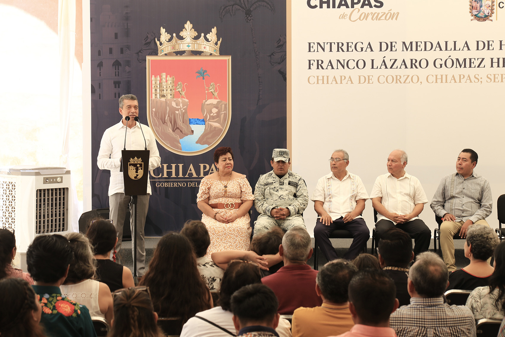 GOBERNADOR-RECONOCIMIENTO HERMANOS NANDAYAPA-1