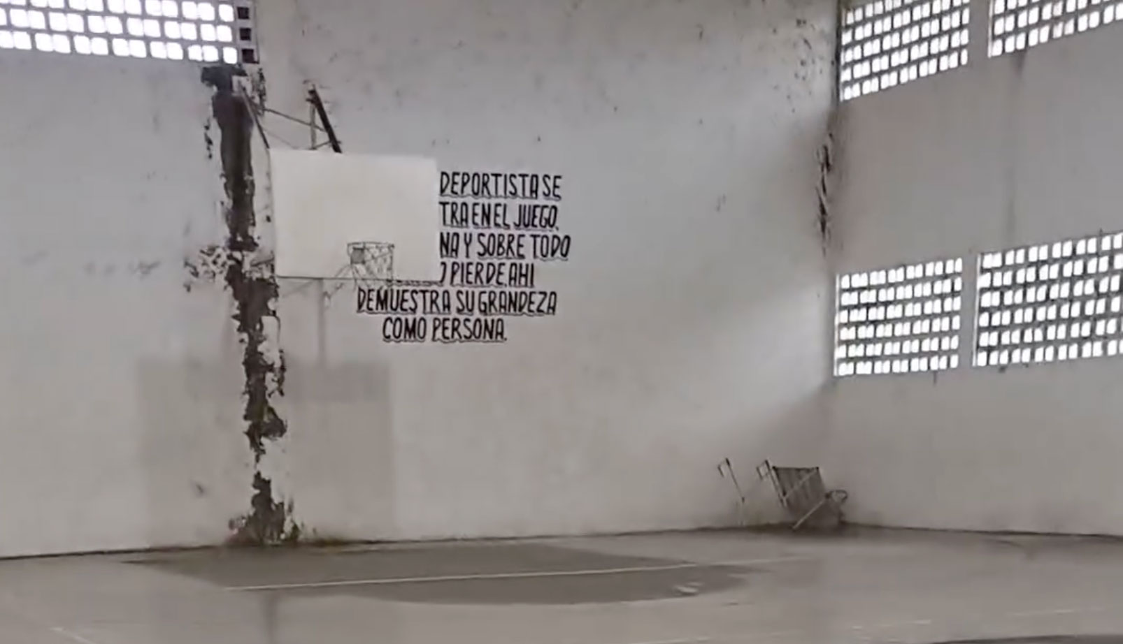 P+®simas-condiciones-del-auditorio-deportivo-en-Pijijiapan1