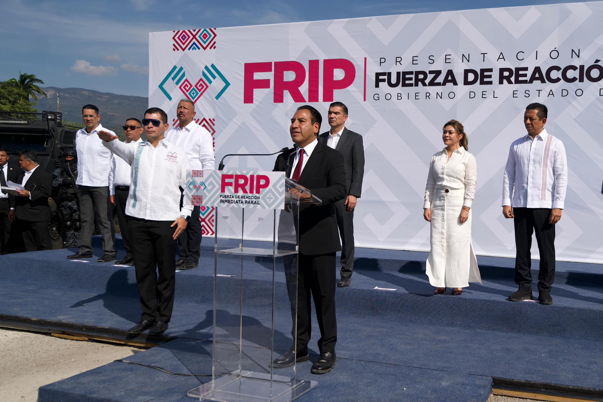 EDUARDO RAMIREZ TOMA PROTESTA AL NUEVO SECRETARIO DE SEGURIDAD DEL PUEBLO-