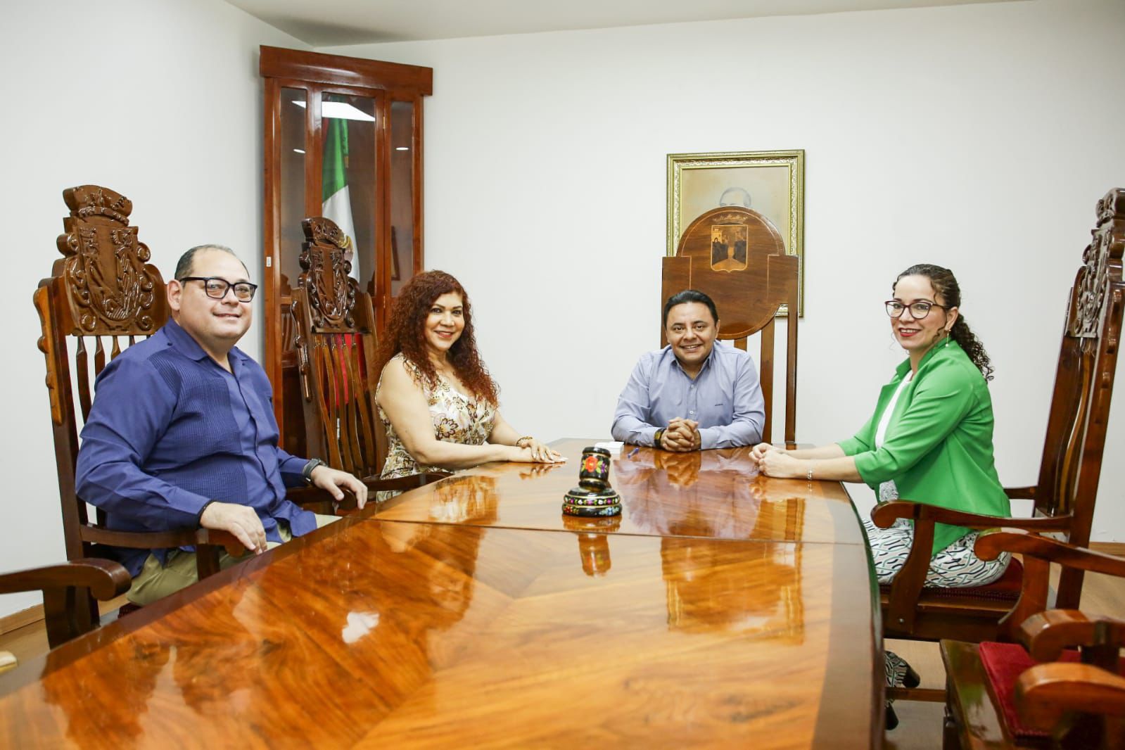 MAGISTRADO MORENO GUILLEN SE REUNE-1