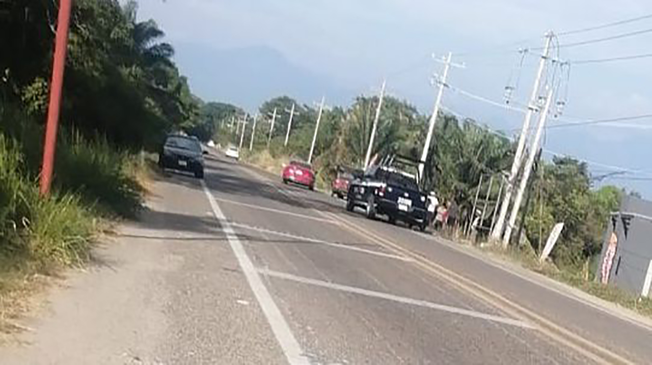 Se accident+¦ motociclista a la altura de la entrada de Puerto Arista2