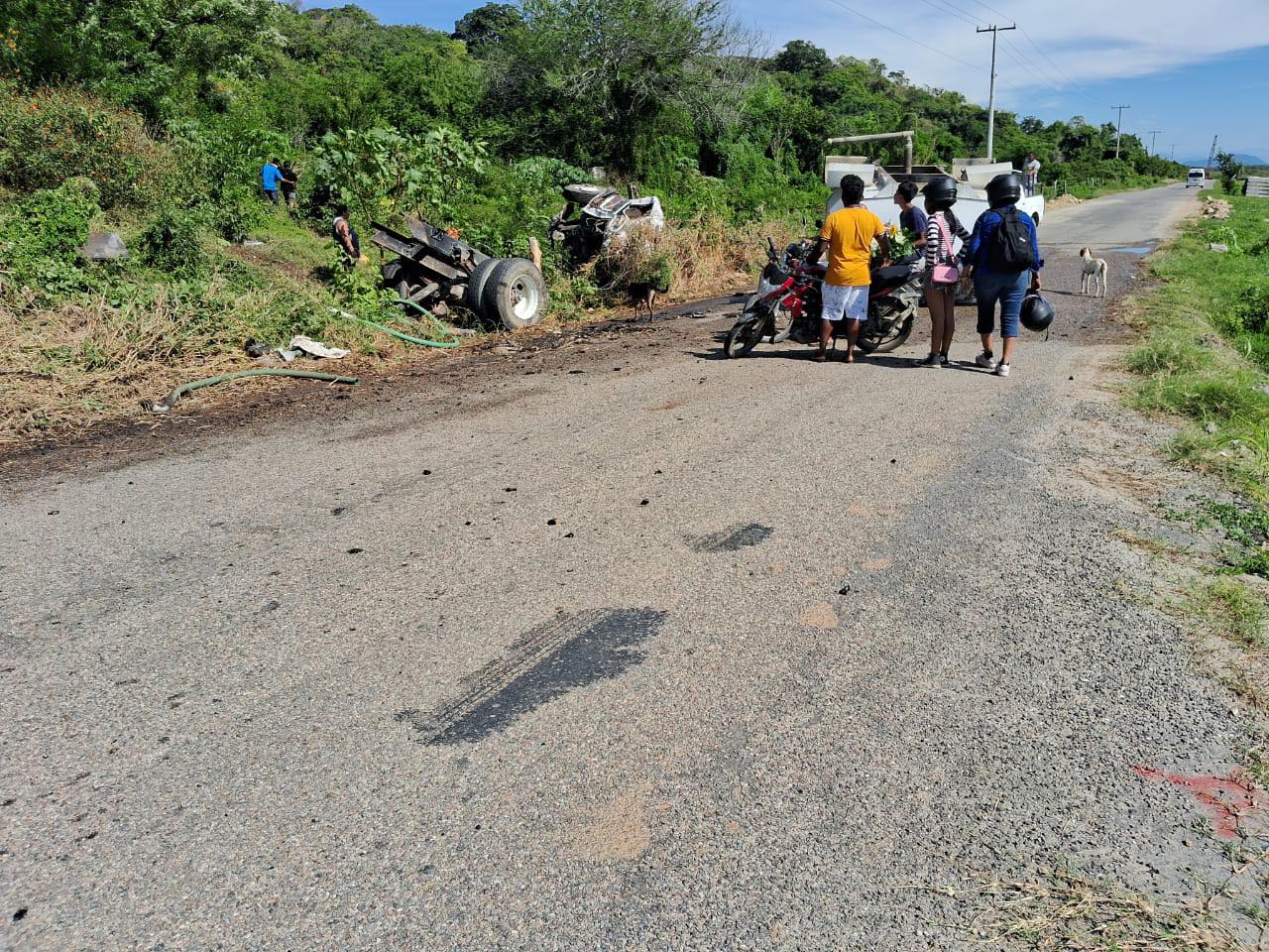 Se suscit+¦ fuerte accidente vial en Mojarras1