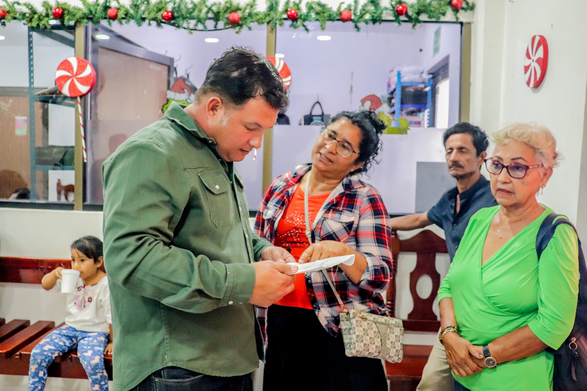 Agradece Alejandro Patrinos contribucio¦ün ciudadana para ma¦üs proyectos-1