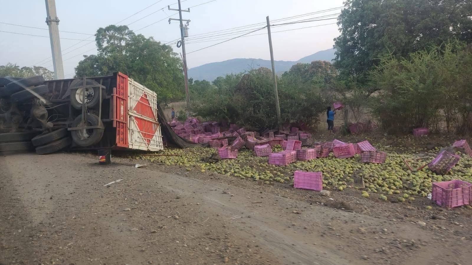 Doble accidente con rapin¦âa en fin de semana en Tonala¦ü3