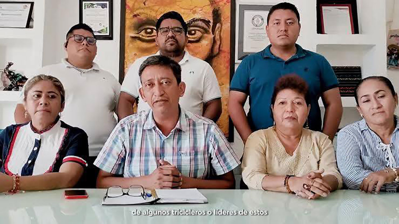 Sen¦âalan-cabildo-sumiso-del-reeleccionista-Albores-Lima-en-Pijijiapan1