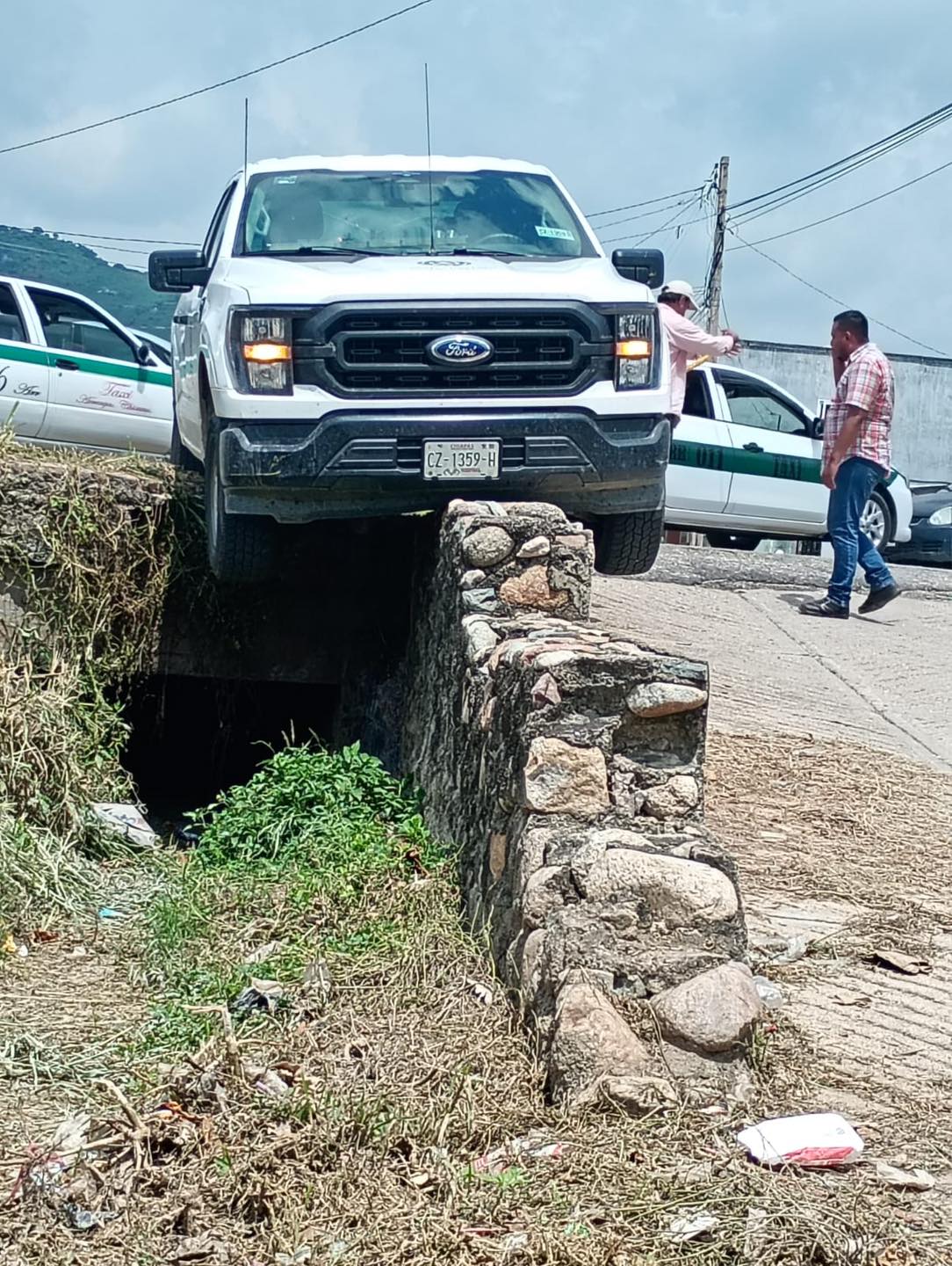 Se accidentaron funcionarios de Proteccio¦ün Civil Estatal en Arriaga1