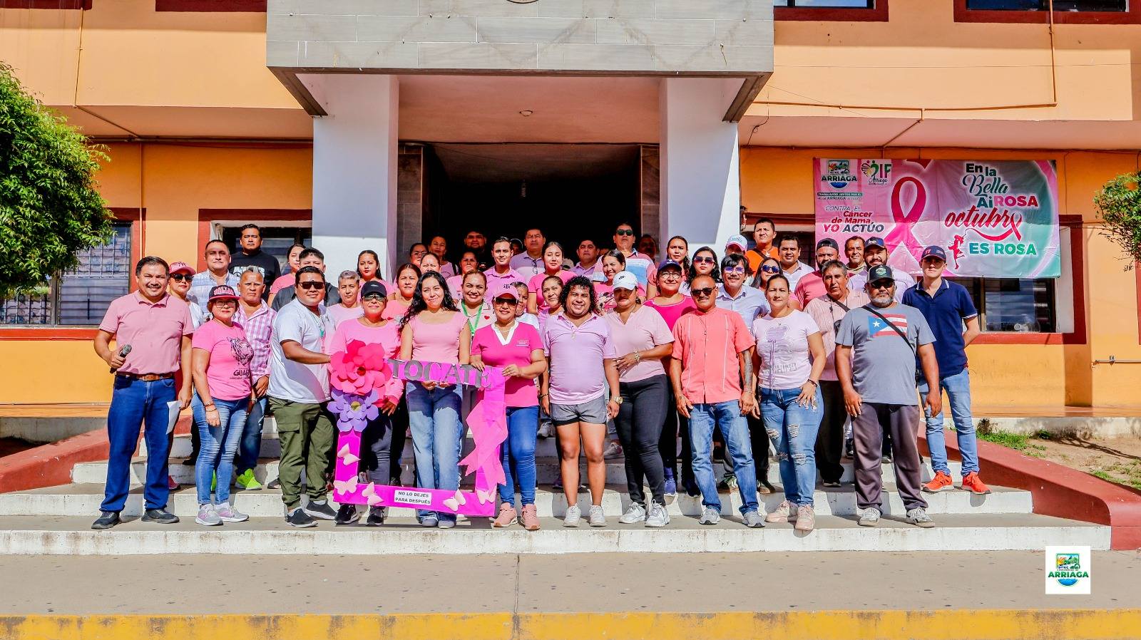 Unidos por la concientizacio¦ün del ca¦üncer de mama en Arriaga3