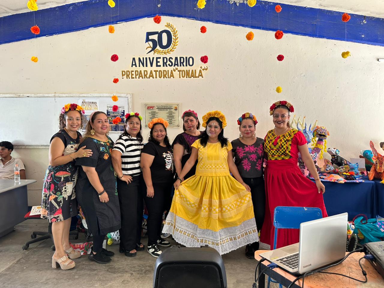 Destaca Preparatoria Tonal+í con Festival del D+¡a de Muertos1