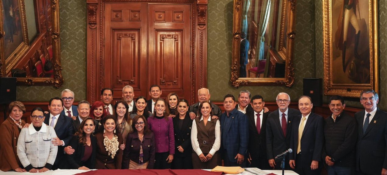 Eduardo Ramírez participa en reunión encabezada por la presidenta Claudia Sheinbaum