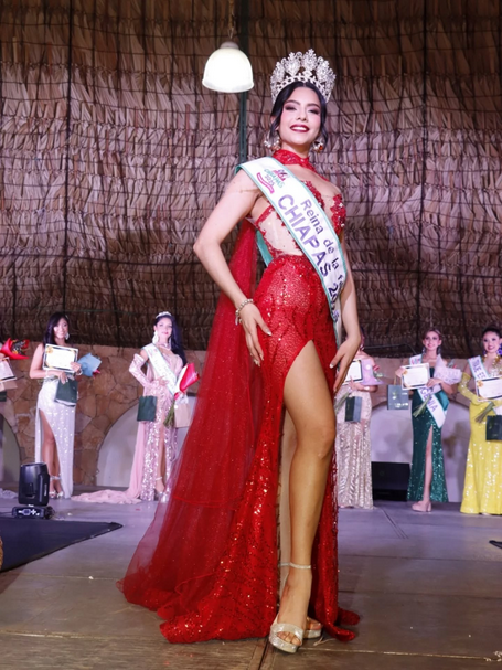 Reina de la Feria (1)