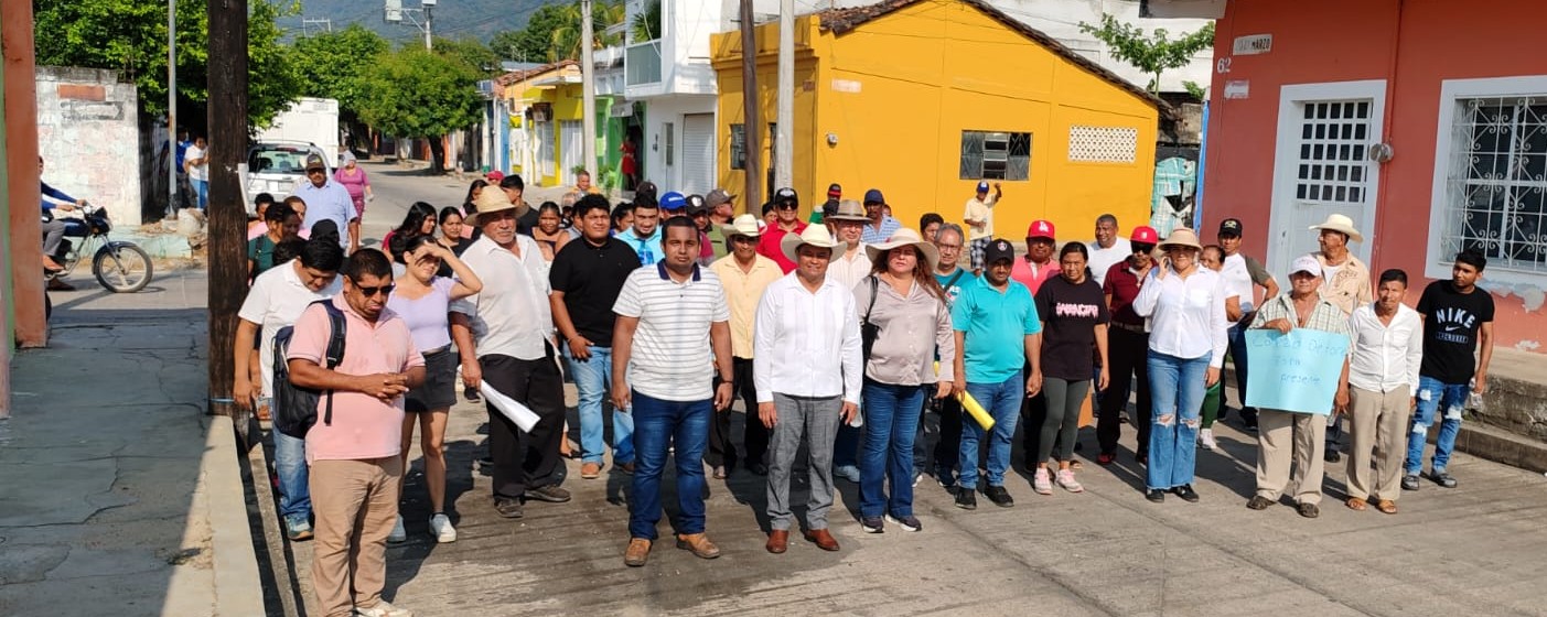 Rosita de los Santos y Morenos de Tonalá refrendan su apoyo a la 4T en la inauguración de la estación ferroviaria1