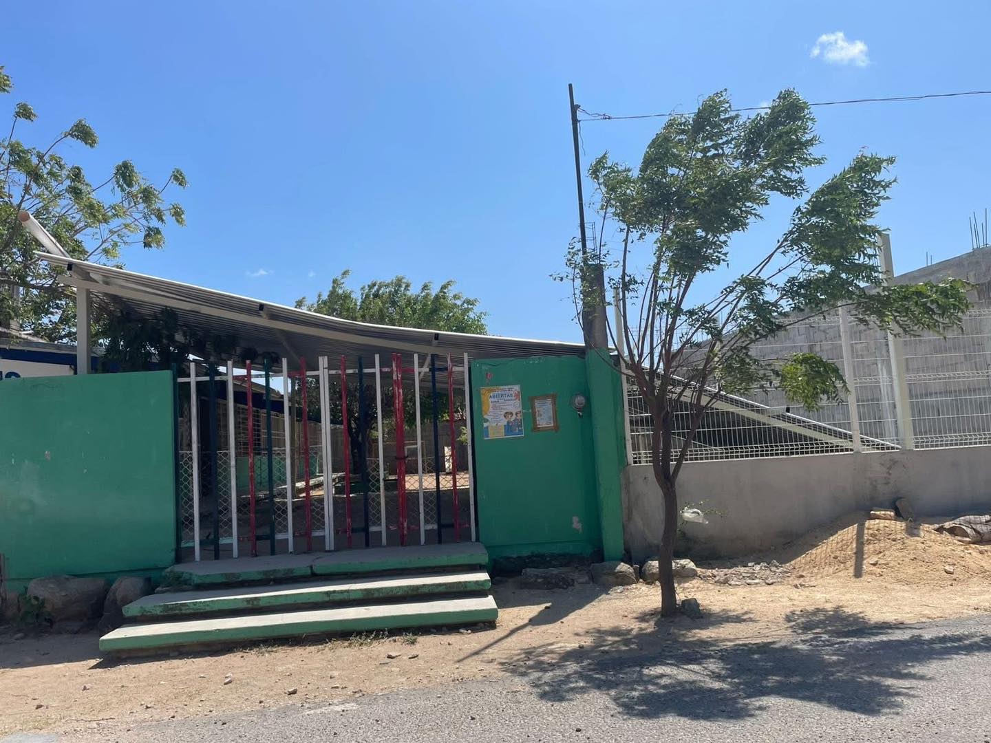Fuertes vientos derribaron techumbre en escuela preescolar de Arriaga1