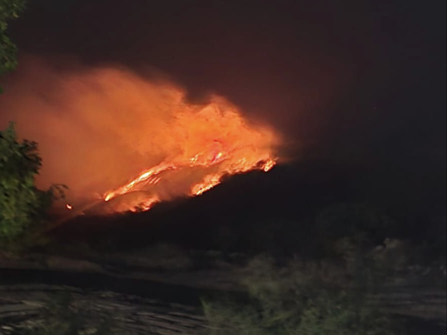 Incendios se propagaron en pastizales de Tonala¦ü1