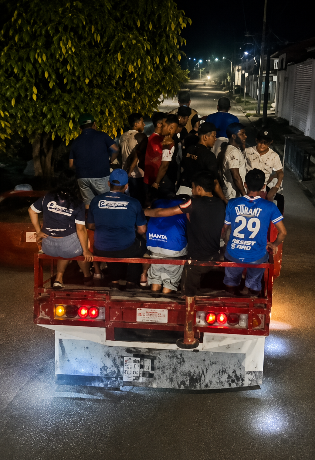 Celebracio¦ün por triunfo del Cruz Azul termina en dan¦âos materiales en Pijijiapan3