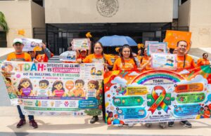 Familias marchan en Tuxtla para visibilizar el TDAH y exigir mayor inclusión