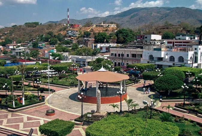 Presunto indigente golpea a menor y huye en Tonala¦ü1