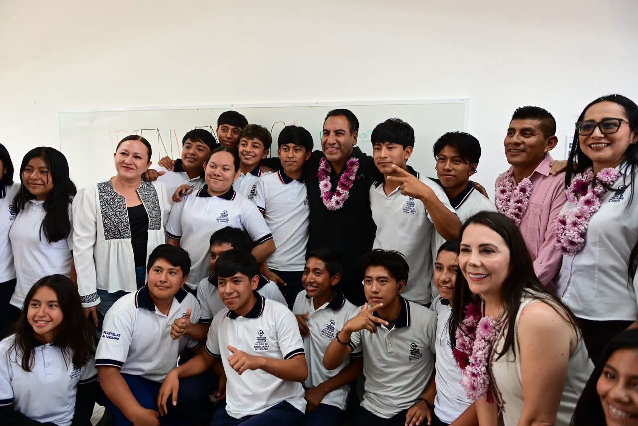 Eduardo Ram+¡rez impulsa obras para fortalecer la educaci+¦n y la conectividad en Comit+ín y Altamirano