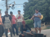 Fuerte choque entre motociclistas en Arriaga deja a joven grave; solicitan donadores de sangre