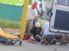 Joven motociclista resulta lesionado de la cabeza tras fuerte accidente en Arriaga
